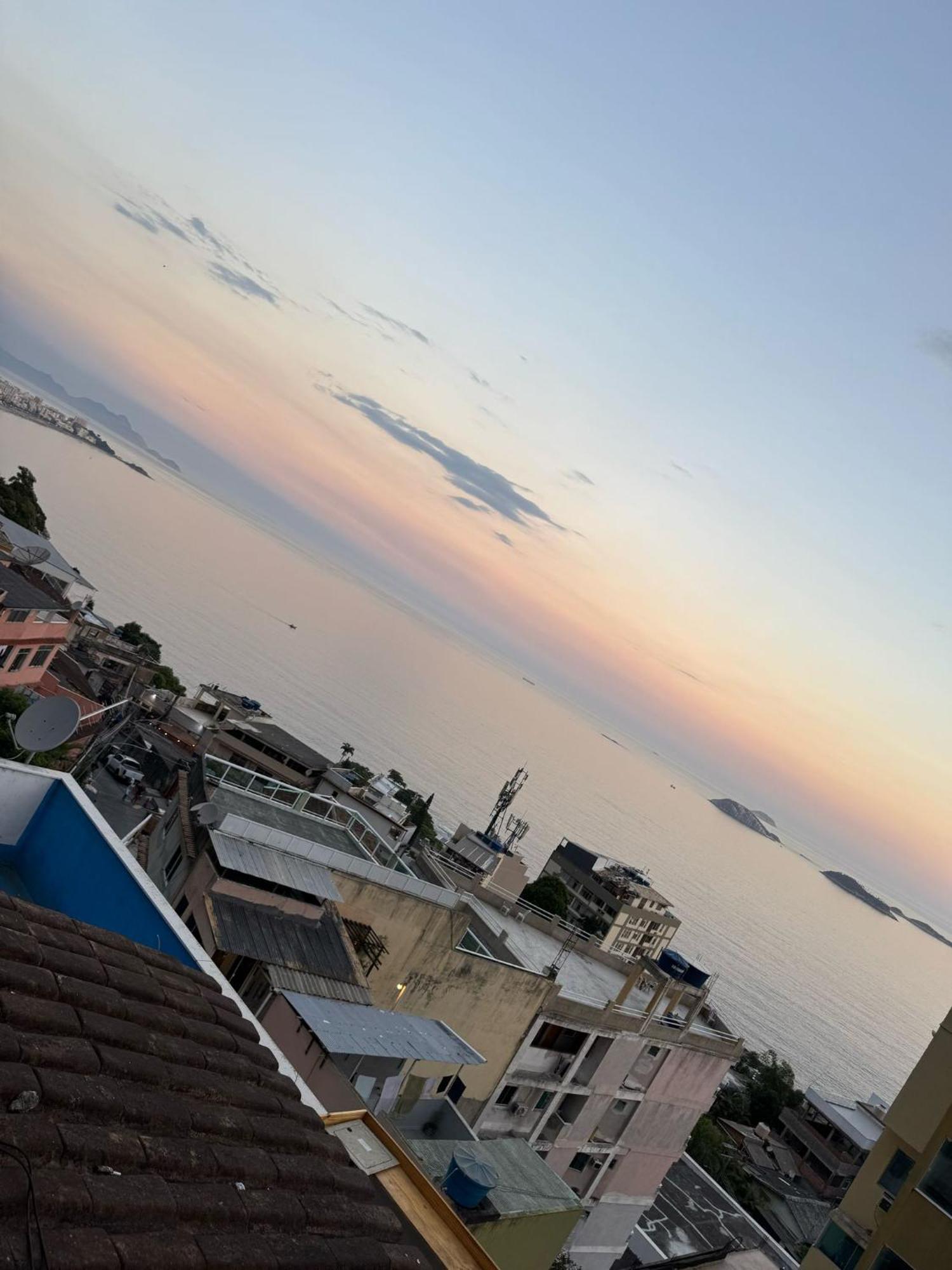Alzira House Vidigal Hostal